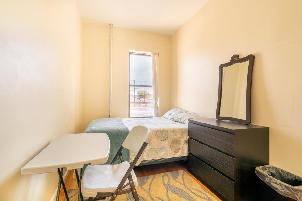Empire Blvd Guest House New York Luaran gambar